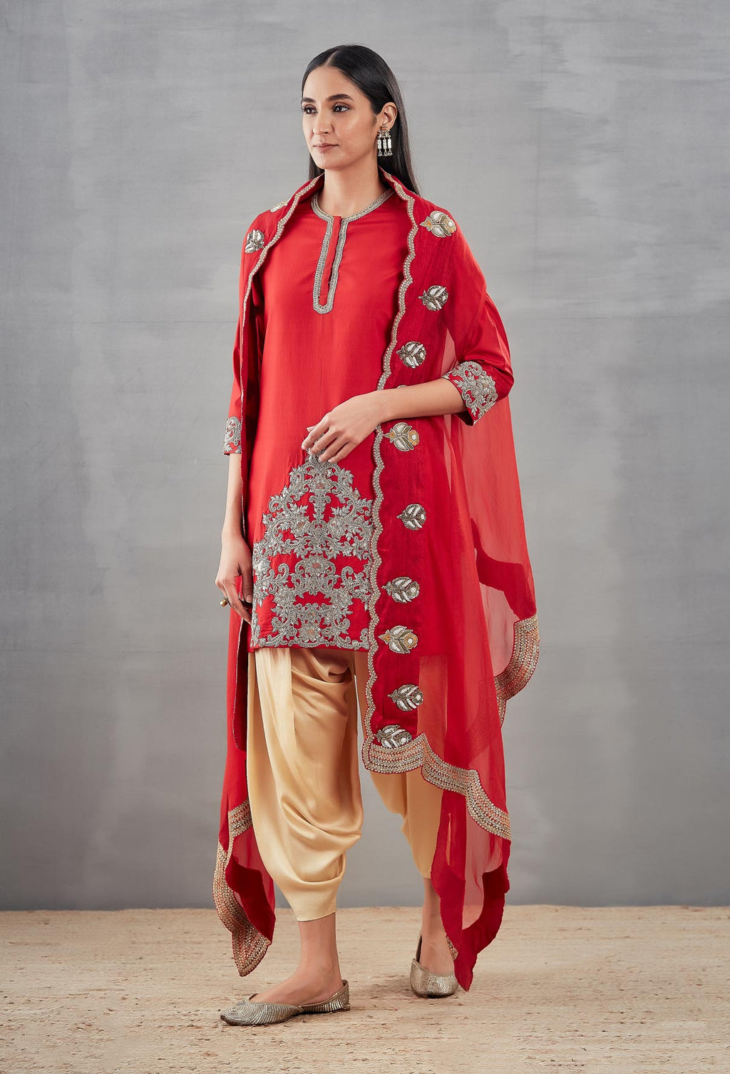 Red Silk Motif Kurta with Pants & Silk Dupatta