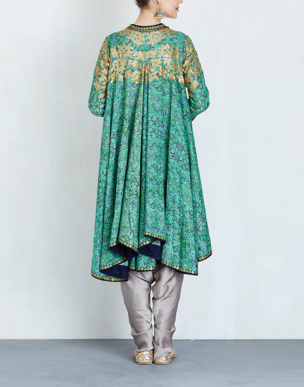 Green Printed Trail High Low Kurta with Pants