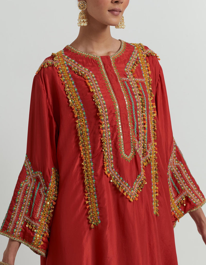 Red Kaftaan Set with Machine and Hand Embroidery